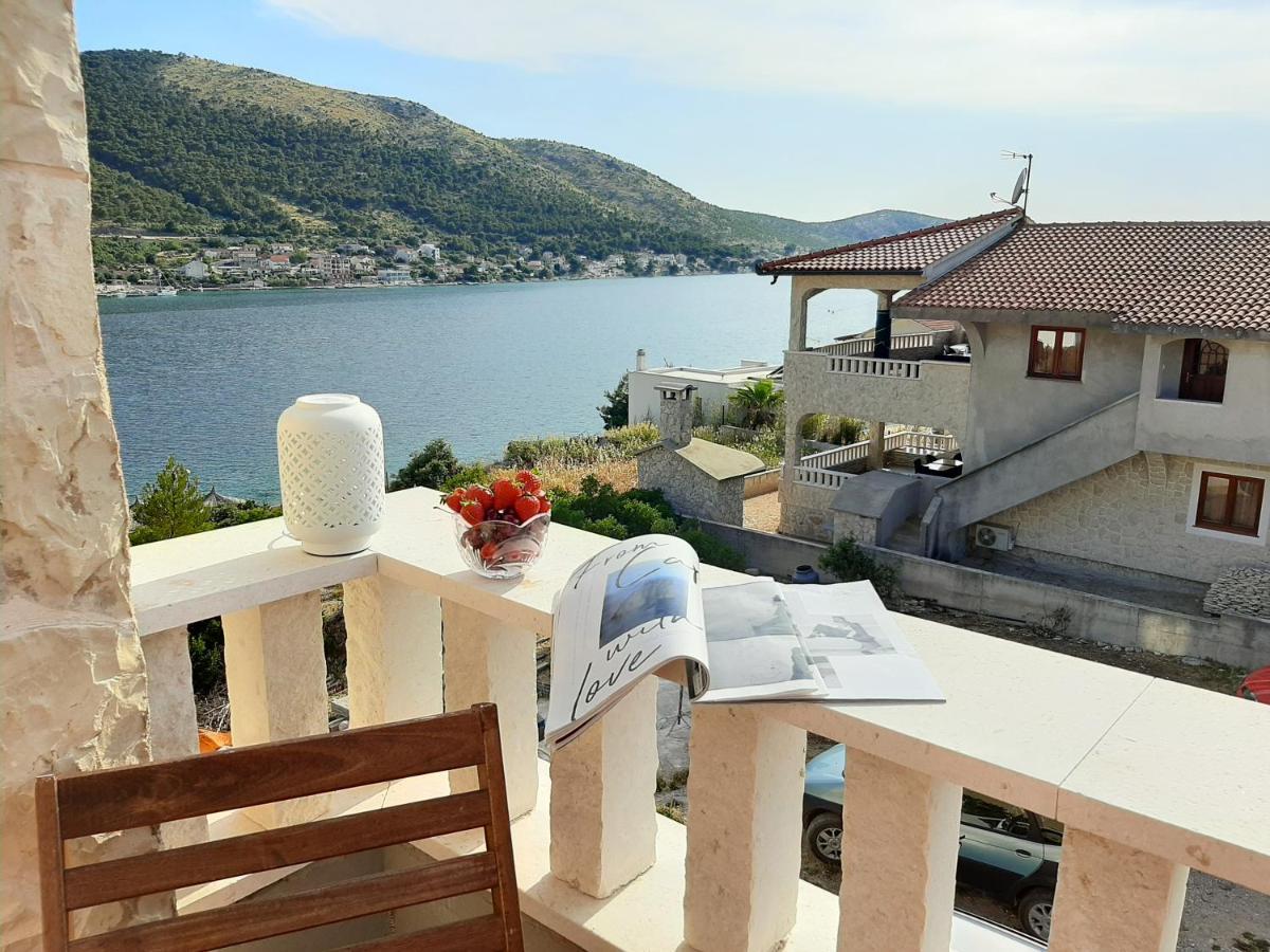 Holiday Beach House Daire Grebaštica Dış mekan fotoğraf